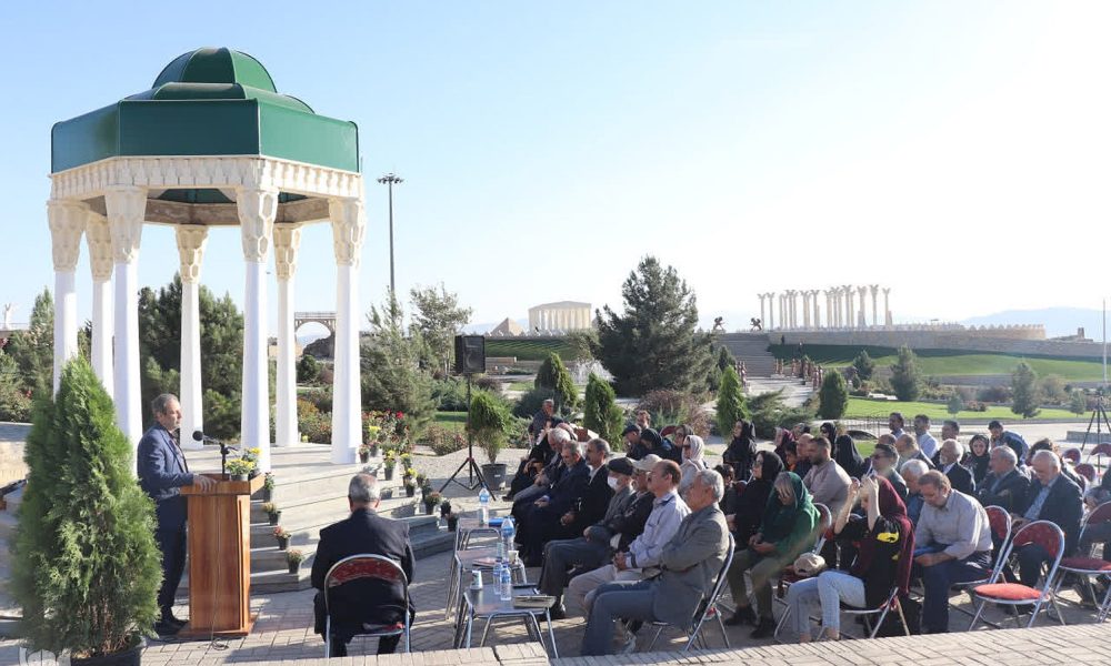آئین بزرگداشت حافظ در ملایر‎ برگزار شد
