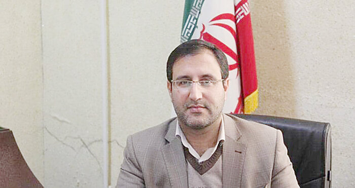 فرجی: احترام به پیشکسوتان، انگیزه خدمت را در کارکنان تقویت میکند